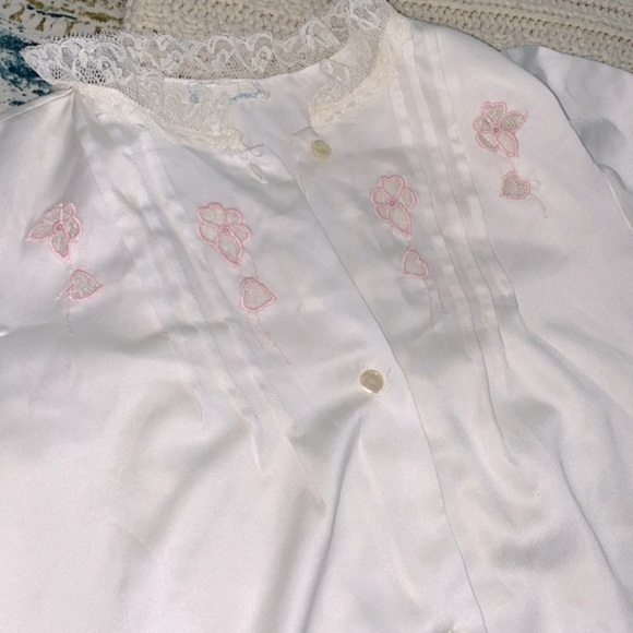 Vintage silky nightgown size large - Picture 4 of 6
